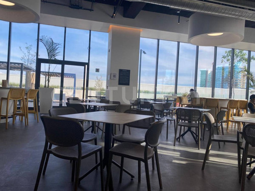 Renta De Oficina En Torre Elementa Zona Lomas De Angelopolis