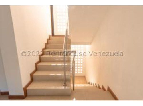 Imagen 6 de 25 de #22-22542 Exclusivo Edificio En Las Mercedes