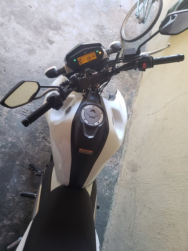 Imagem 4 de 7 de Yamaha Fazzer 250