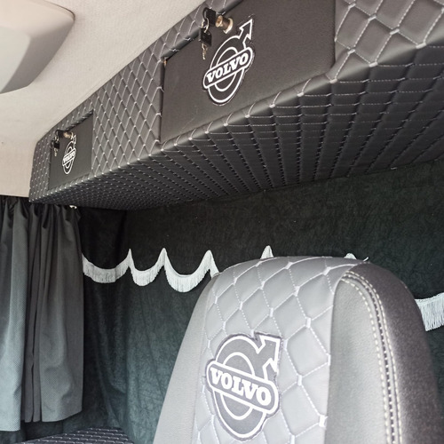 Imagem 8 de 15 de Volvo Vm 270, Truck 6x2, 2018. Sider,único Dono,automático