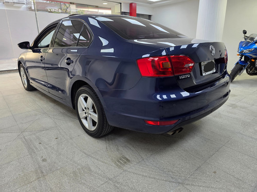 Volkswagen Vento 2.5 Luxury Tiptronic 170cv