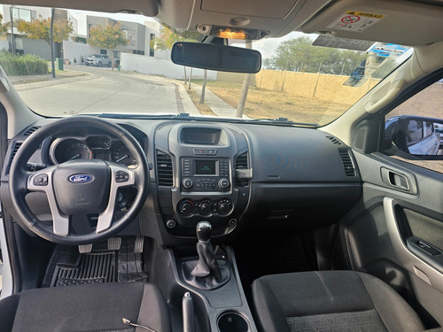 Ford Ranger 2.5 Xlt Cabina Doble 4x2 Mt