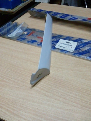 Moldura Embellec Vidrio Custodio Tras Izq Para F/tipo Orig