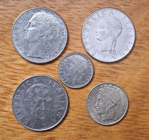 Italia X 5 Monedas Incluye 2 Conmemorativas 100 Liras 1979 (Usado)
