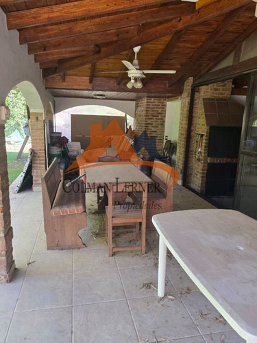 Venta Casa De Cuatro Dormitorios Country Club Banco Provincia