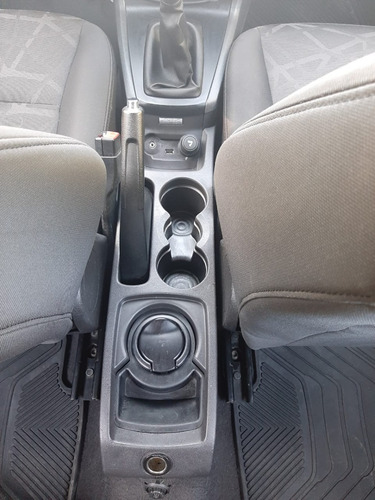 Ford Fiesta Kinetic Titanium Impecable