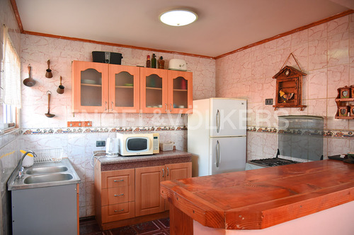 Acogedora Casa En Algarrobo.
