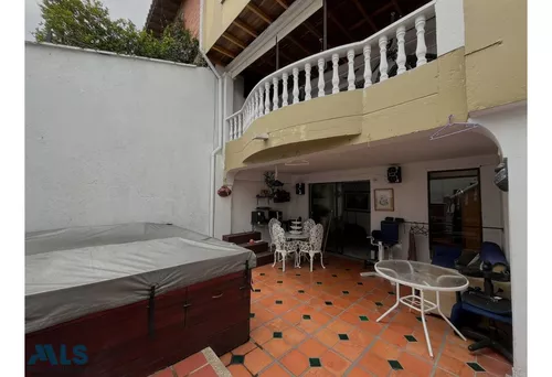 Amplia Casa Con Excelente Ubicación En Envigado!(mls#252487)
