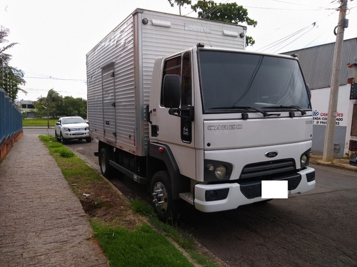 Ford Cargo 1119 Baú