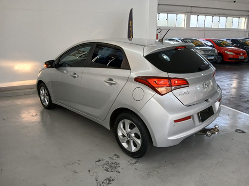 Hyundai HB20 1.0 Comfort Plus Flex 5p