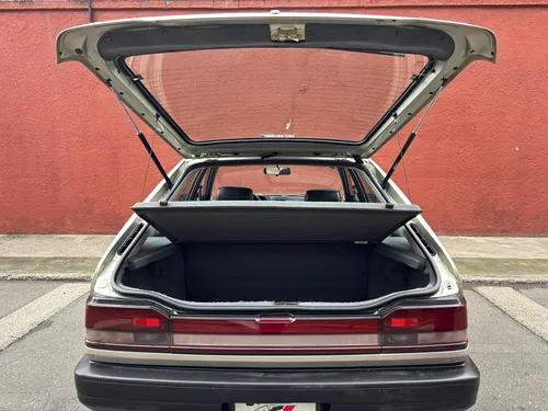 Mazda 323 1.3 Hs
