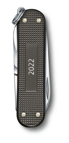 Imagen 3 de 6 de Navaja Classic Sd Alox Edicion 2022 Victorinox