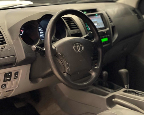 Imagem 2 de 6 de Toyota Hilux 2011 3.0 Srv Cab. Dupla 4x4 Aut. 4p