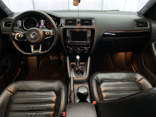 Volkswagen Jetta Gli 2.0