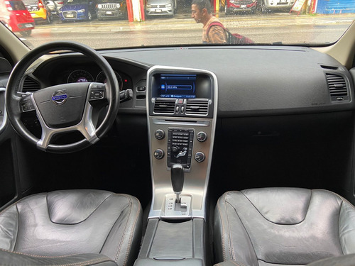 Volvo XC60 2.0 T5 Dynamic 5p