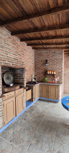 Aguirre Casa De Campo Amoblada Paola C