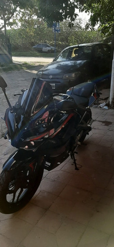 Bajaj Rouser 200 Rs