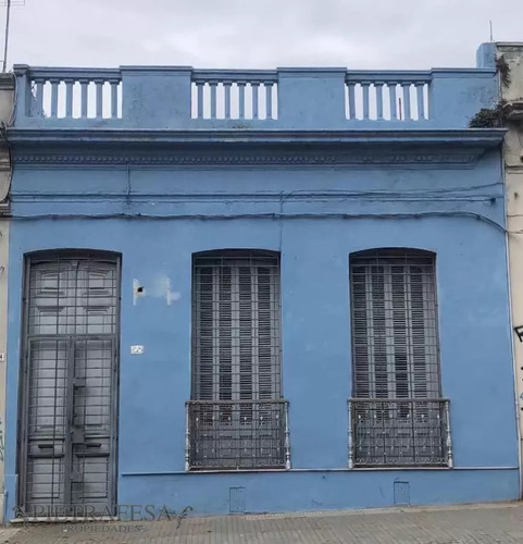 Casa A Terminar En Venta, 3 Dormitorios, 2 Baños-palermo