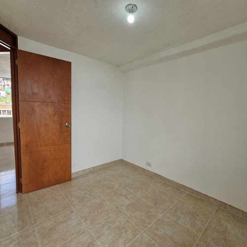 San Antonio De Prado Apartamento En Venta De 54 M2 Cod.250625-01