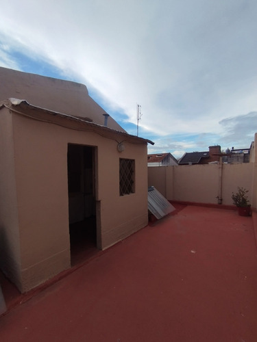 Vendo Dueño Directo Local Comercial Con Vivienda Ph 3 Amb - Venta En Block