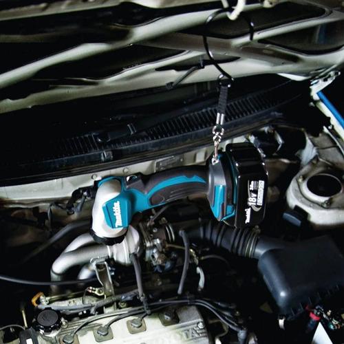 Linterna Inalámbrica 14.4v/18v 4.0ah Li-ion Dml802 Makita