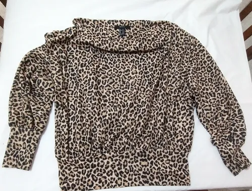 Blusa De Tela De Tigre Forever 21