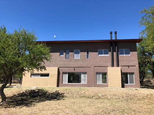 Imagen 2 de 30 de Moderna Casa De Diseño - Los Molles - Merlo San Luis