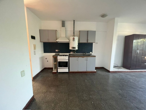 Departamento En Alquiler En Campana Monoambiente Centro