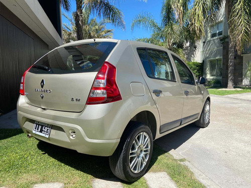 Renault Sandero 1.6 Confort 105cv 2012