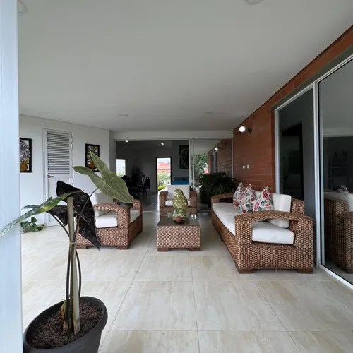 Casa En Arriendo En Vilas Verdes. Cod A8014639