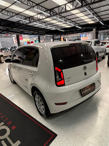 Volkswagen Up! up! take 1.0 Total Flex 12V 5p