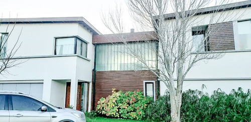 Imagen 2 de 30 de Venta Casa 6 Amb, Mar Del Plata, Rumenco.