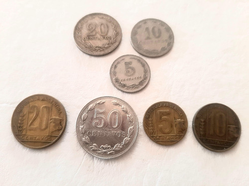 Lote 14 Monedas Argentinas. Décadas 20, 30, 40, 50 (Usado)