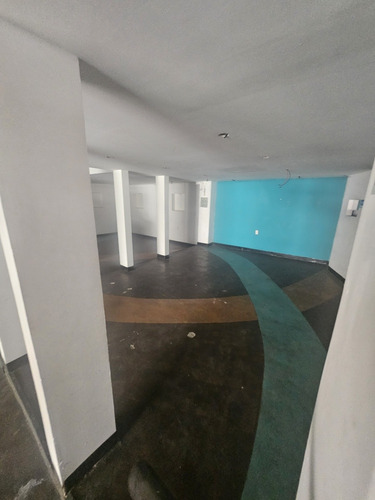 Interlomas Local Comercial 140 Mts Con Terraza