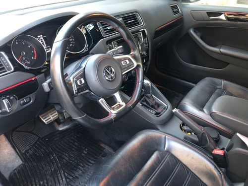 Imagen 7 de 12 de Volkswagen Vento Gli 2.0 Tsi 211cv App Connect + Nav