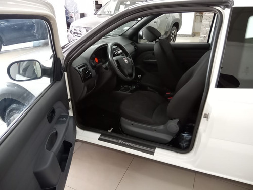 Imagen 14 de 25 de Fiat Strada 1.4 Working 2020