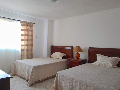 ¡real Oportunidad! Apartamento En Venta En Gazcue, Santo Domingo.