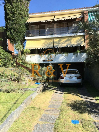Imagen 1 de 21 de Excelente Casa De 3 Plantas En La Mansa, 5 Dormitorios, 1 Suite, Living Comedor, Parrillero, Garage Para 2 Autos