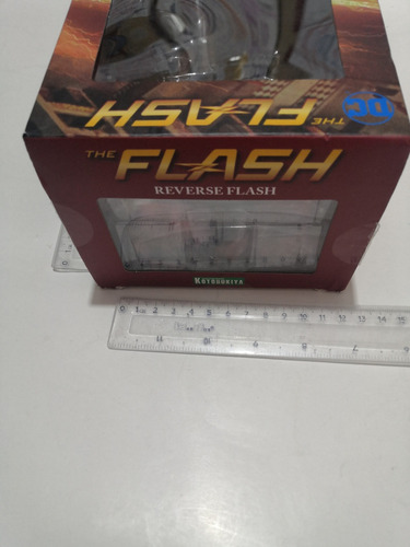 The Flash Reverse Flash Kotobukiya 1/10 Figura (Usado)