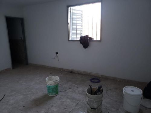 Imagen 10 de 18 de Vendo Galpón Carrara Estrenar- Patron 3a