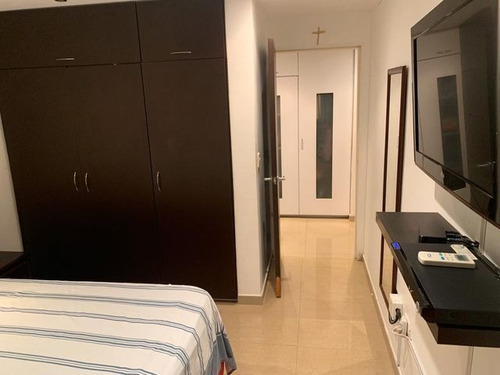 Imagen 13 de 14 de Colinas De La Tahona, Se Vende Apartamento. Cod. 21-8622