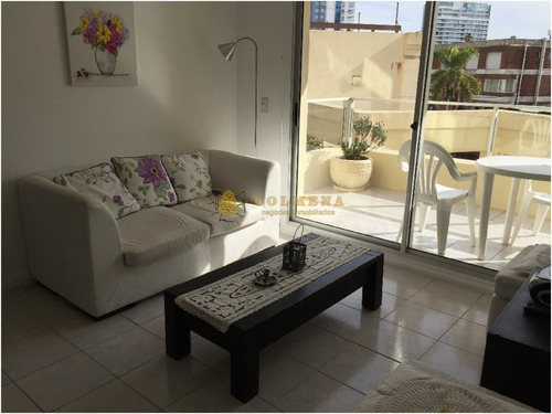 Impecable Apto De 1 Dormitorio Y Medio - A Pasos De La Playa - Consulte !!!!- Ref: 4248