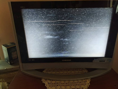 Imagen 4 de 8 de Televisor Samsung Led 26 Pulgadas Para Repuesto O Reparacion