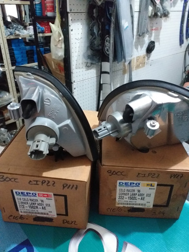 Imagen 2 de 3 de Cocuyo Faro Mica Daewoo Cielo (se Vende Por Par) 30