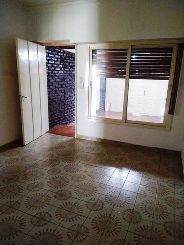 Ph Al Frente 3 Ambientes Con Jardin, Patio Y Cochera