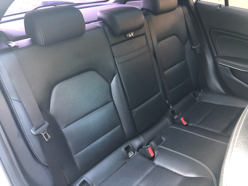 Mercedes-Benz Clase GLA 1.6 Gla200 Urban 156cv