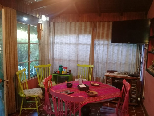 Imagen 10 de 16 de Chalet 3 Ambientes Con Garaje Pasante Y Fondo Libre