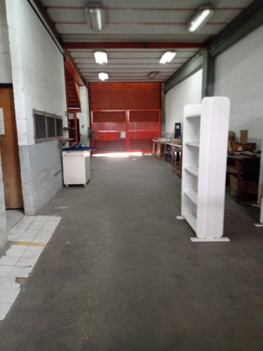 Imagen 10 de 17 de Galpón En Venta