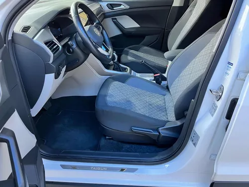 Volkswagen Taigun 1.0 Tsi Comfortline At