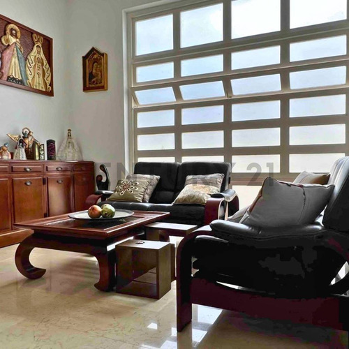 Casa Venta Prados Del Este: Si Tu Hogar Pudiera Abrazarte, Se Sentiría Como Ésta